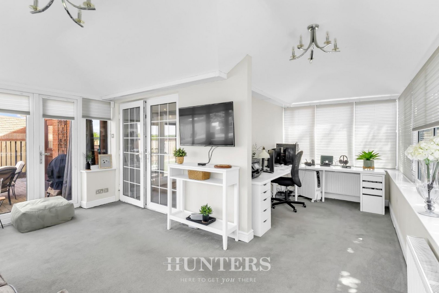 4 bedroom House for sale in Barratt Gardens, Middleton, Manchester, M24