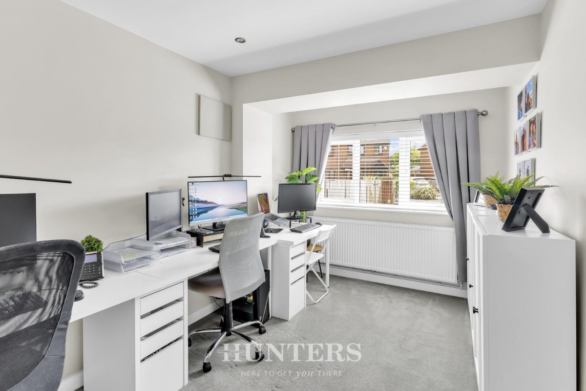 Barratt Gardens, Middleton, Manchester, M24