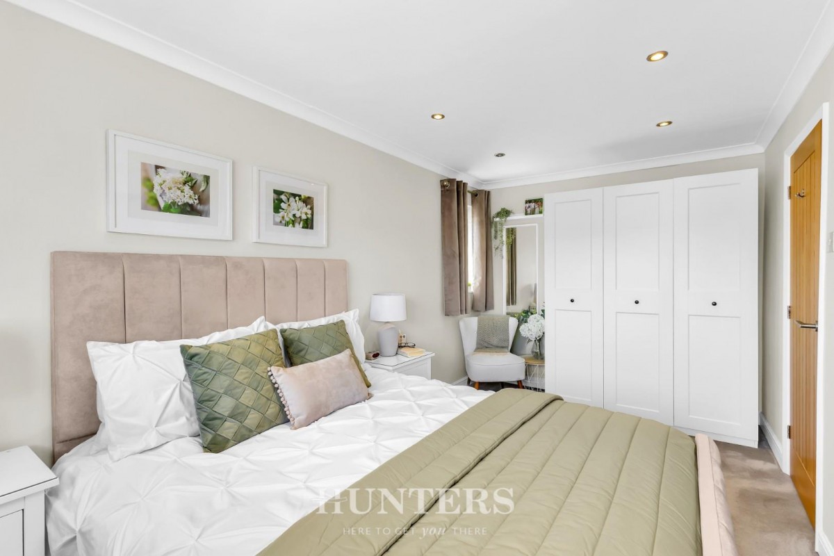 Barratt Gardens, Middleton, Manchester, M24
