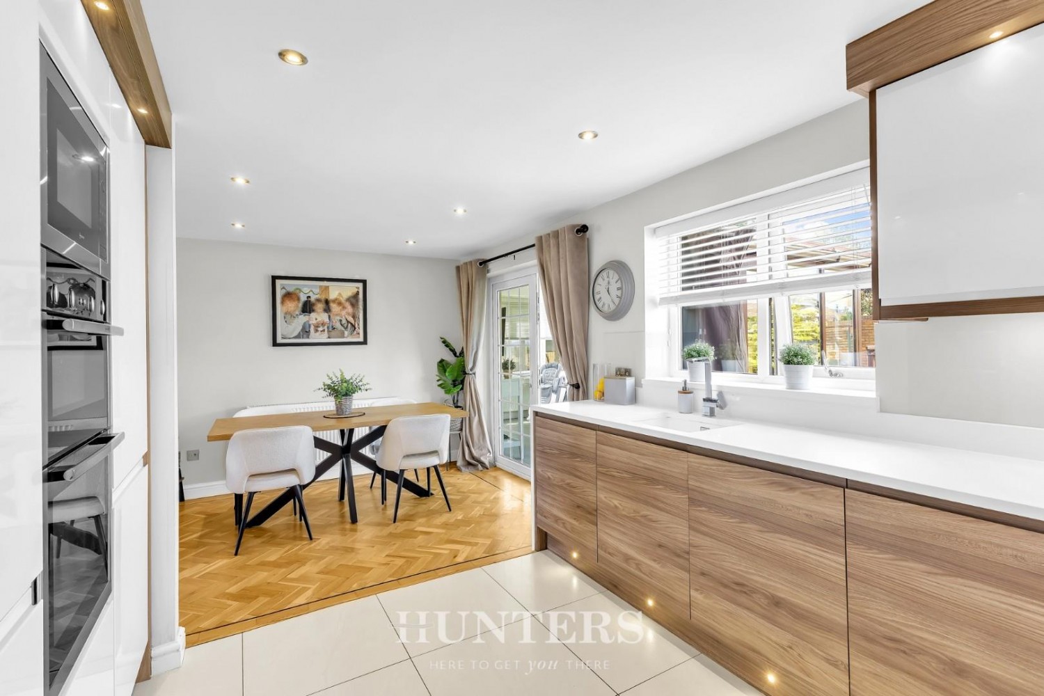 4 bedroom House for sale in Barratt Gardens, Middleton, Manchester, M24