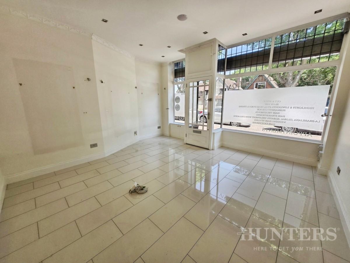 Westmead Corner, Carshalton, Surrey, SM5 2NZ