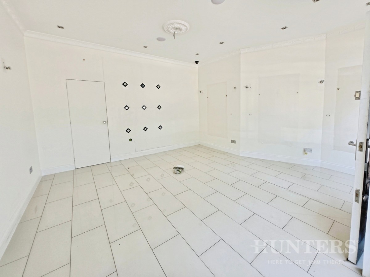 Westmead Corner, Carshalton, Surrey, SM5 2NZ
