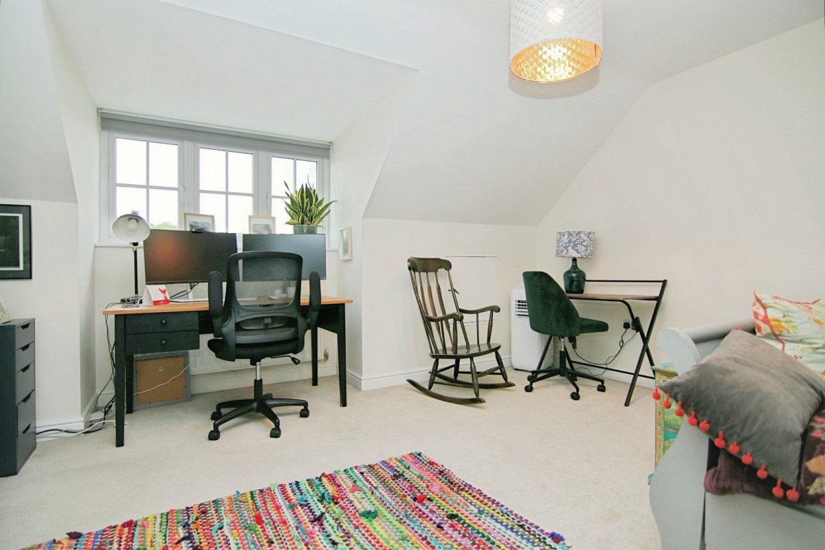 Bletchley Way, Horsforth, Leeds