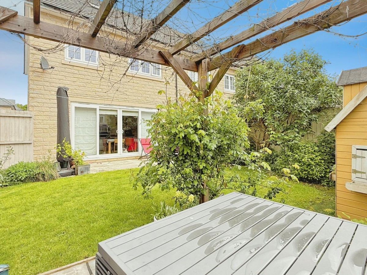 Bletchley Way, Horsforth, Leeds