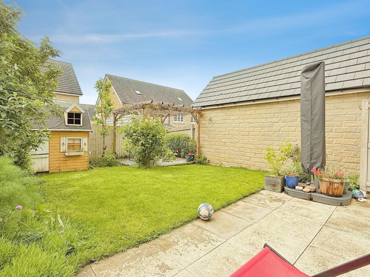 Bletchley Way, Horsforth, Leeds