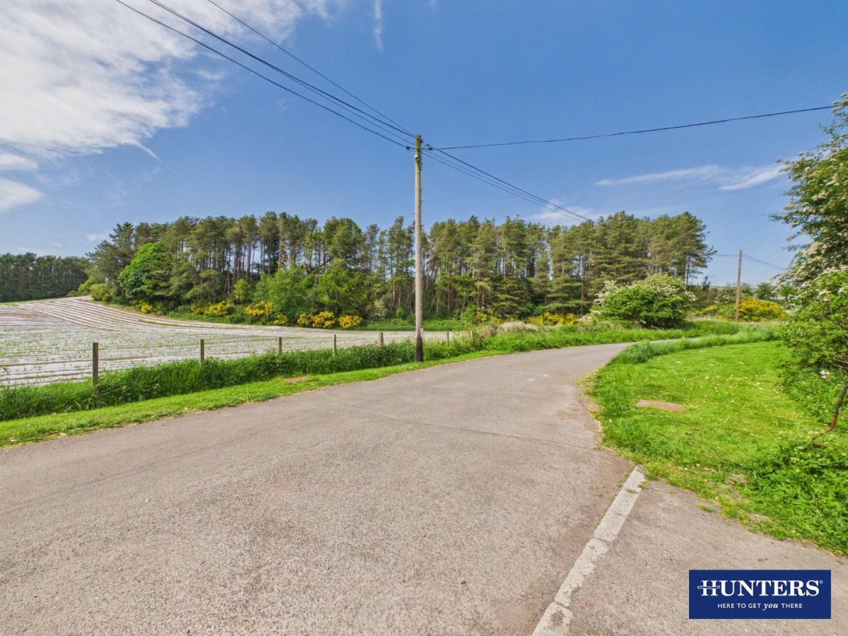 Building Plot, Lakeview, Powfoot, DG12