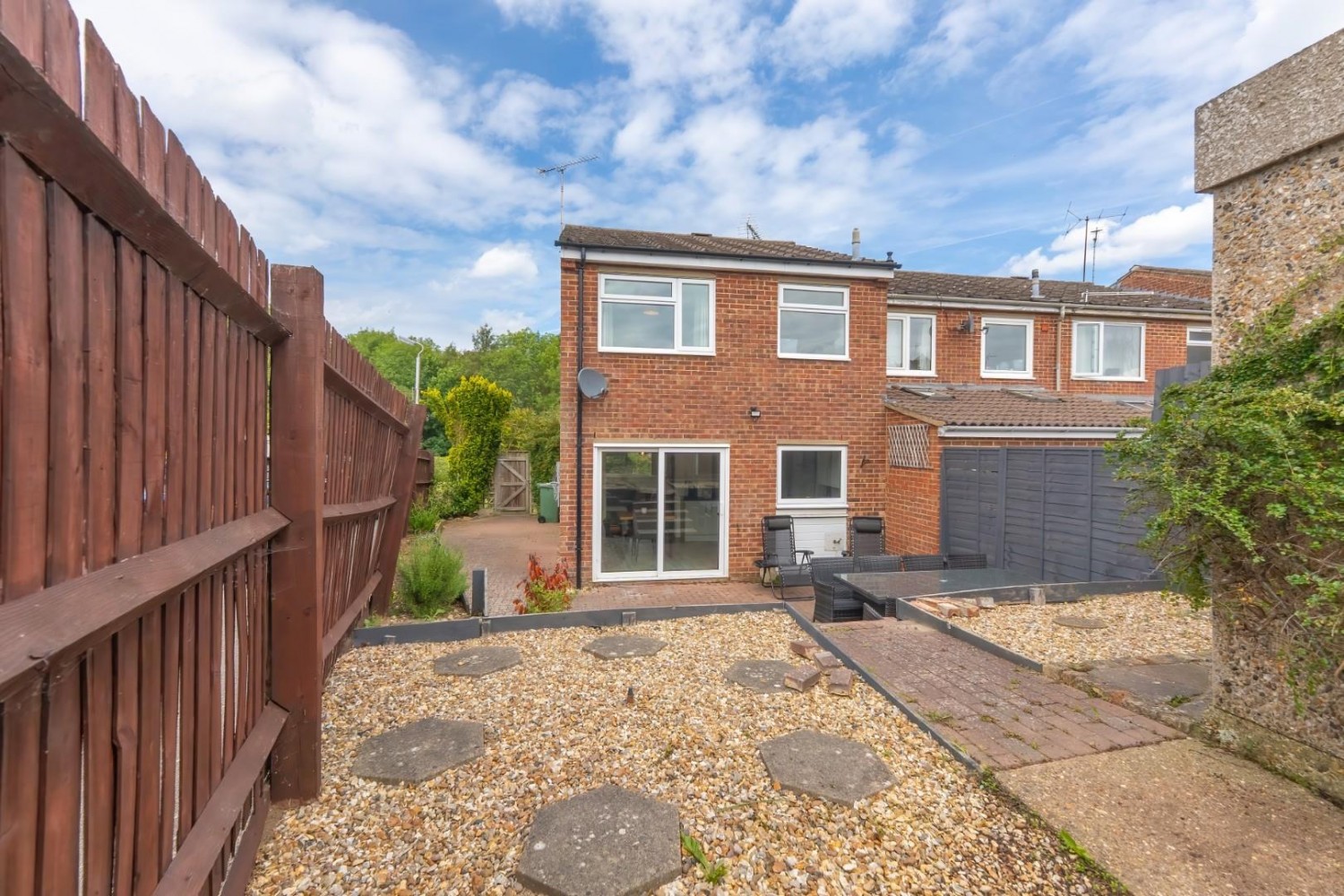 3 bedroom House for sale in Knaves Hill, Leighton Buzzard