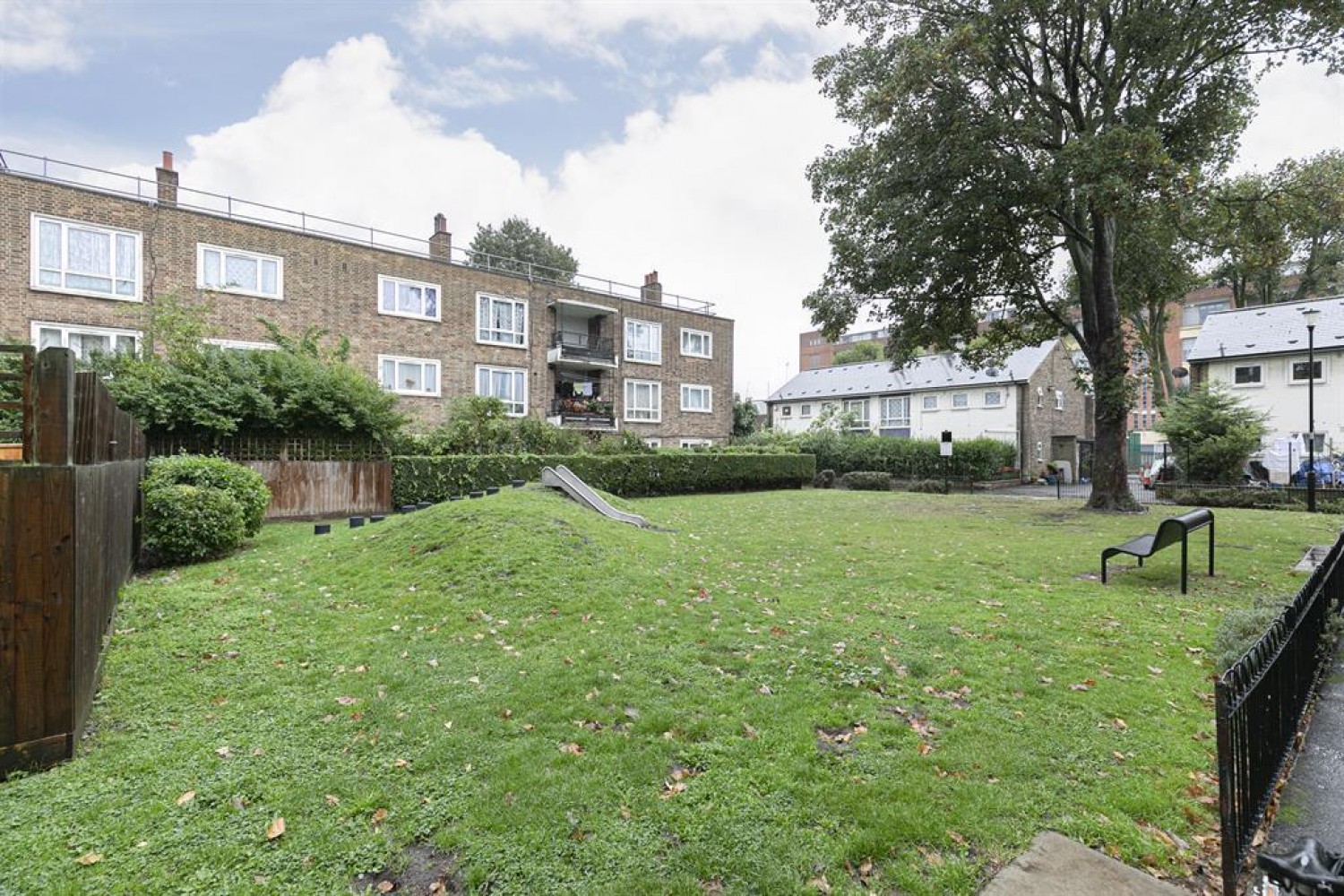 Somerford Grove, London, N16