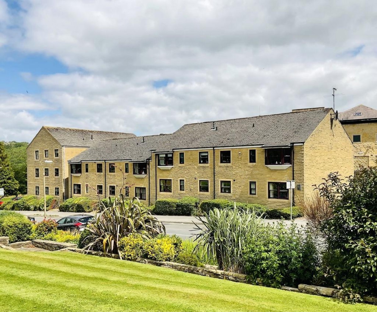 Castle Gate, Ilkley, LS29