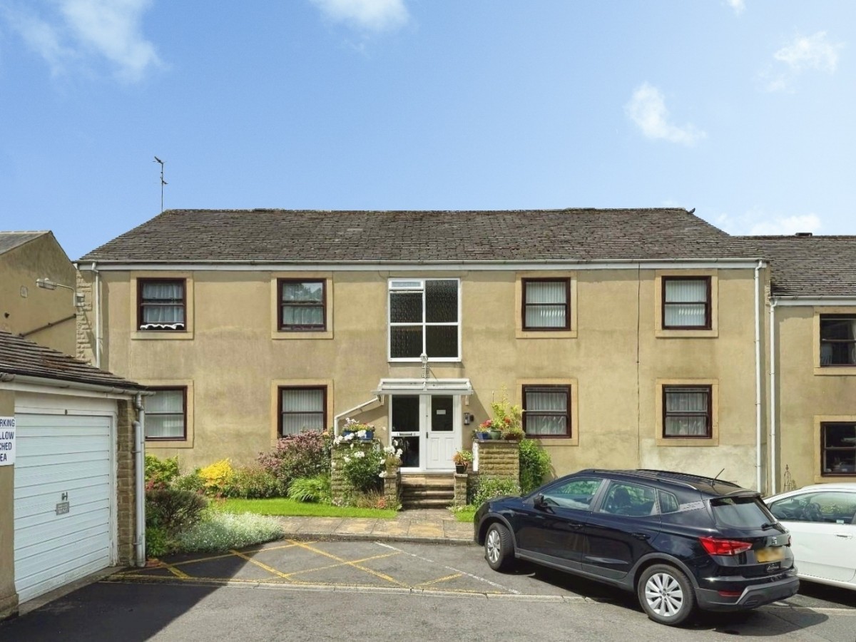 Castle Gate, Ilkley, LS29