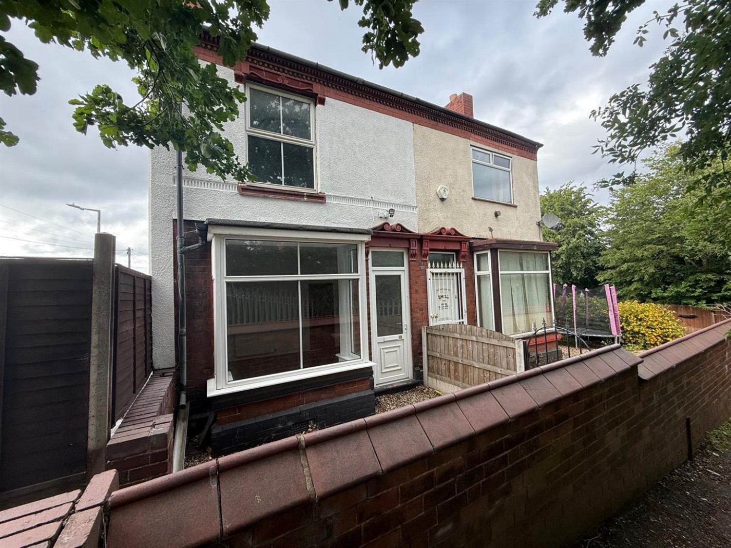 Mogul Lane, Halesowen, B63 2QW
