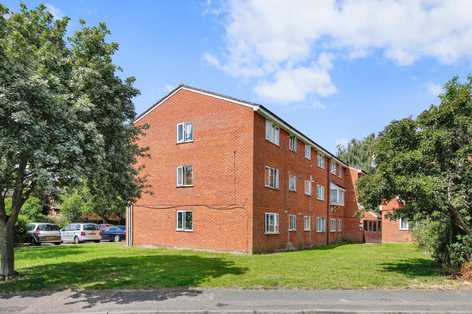 Millhaven Close, Chadwell Heath, RM6