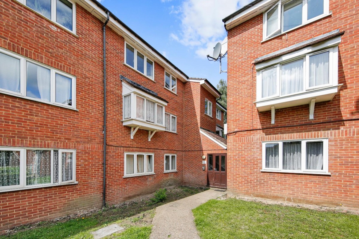Millhaven Close, Chadwell Heath, RM6