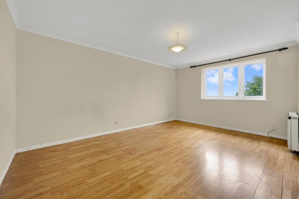 Millhaven Close, Chadwell Heath, RM6
