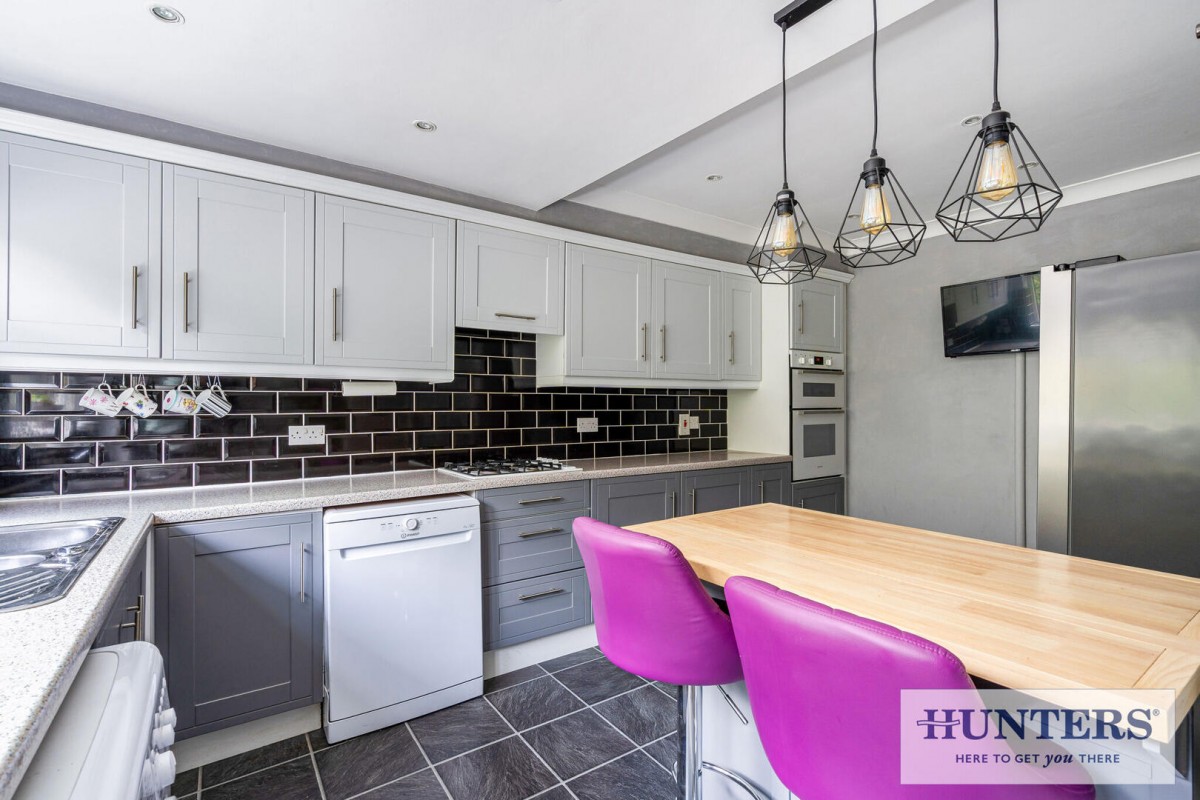 Apperley Lane, Rawdon Leeds