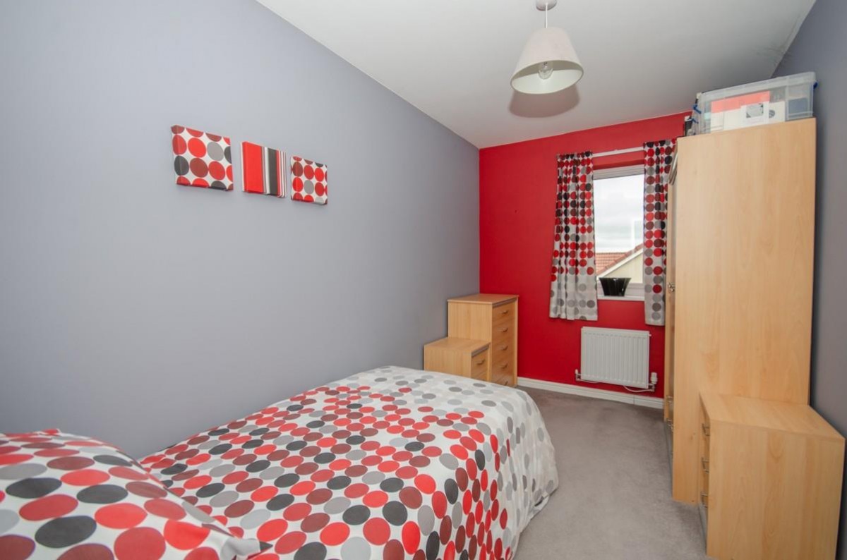 Newlands Lane, Lyde Green, Bristol, BS16 7GE