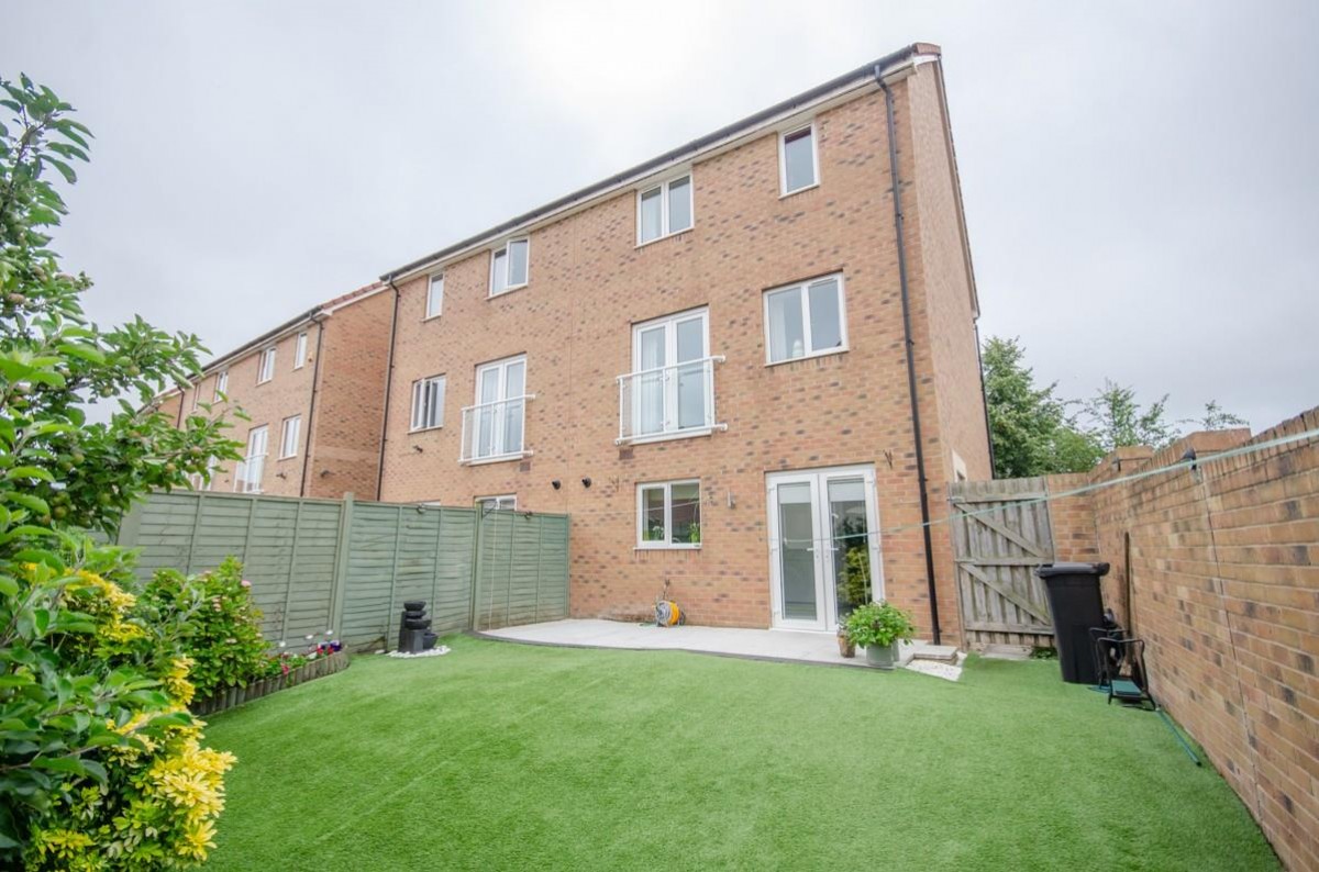 Newlands Lane, Lyde Green, Bristol, BS16 7GE