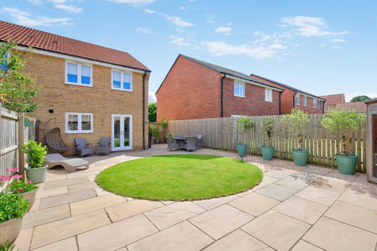 Highwayman Road, Boroughbridge