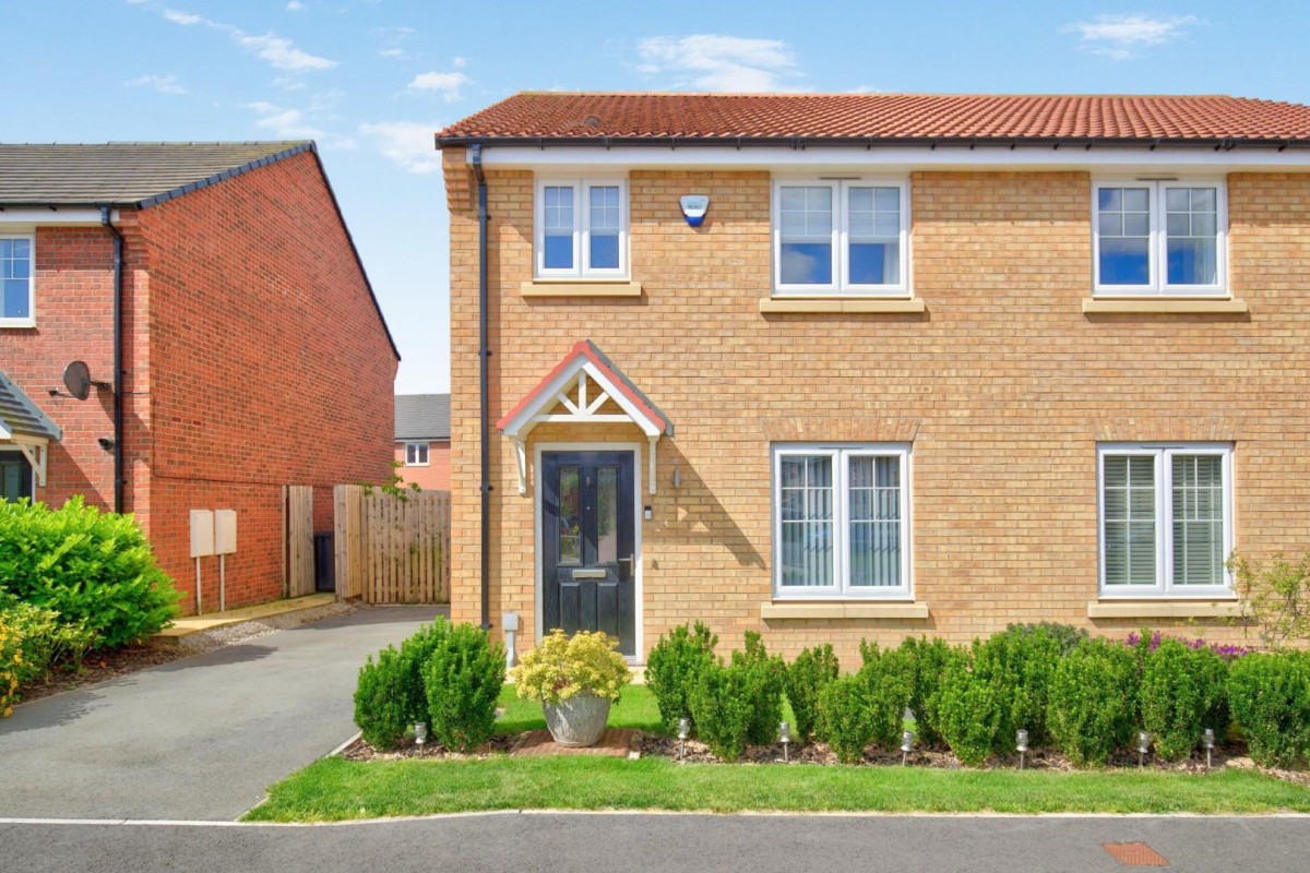 Highwayman Road, Boroughbridge