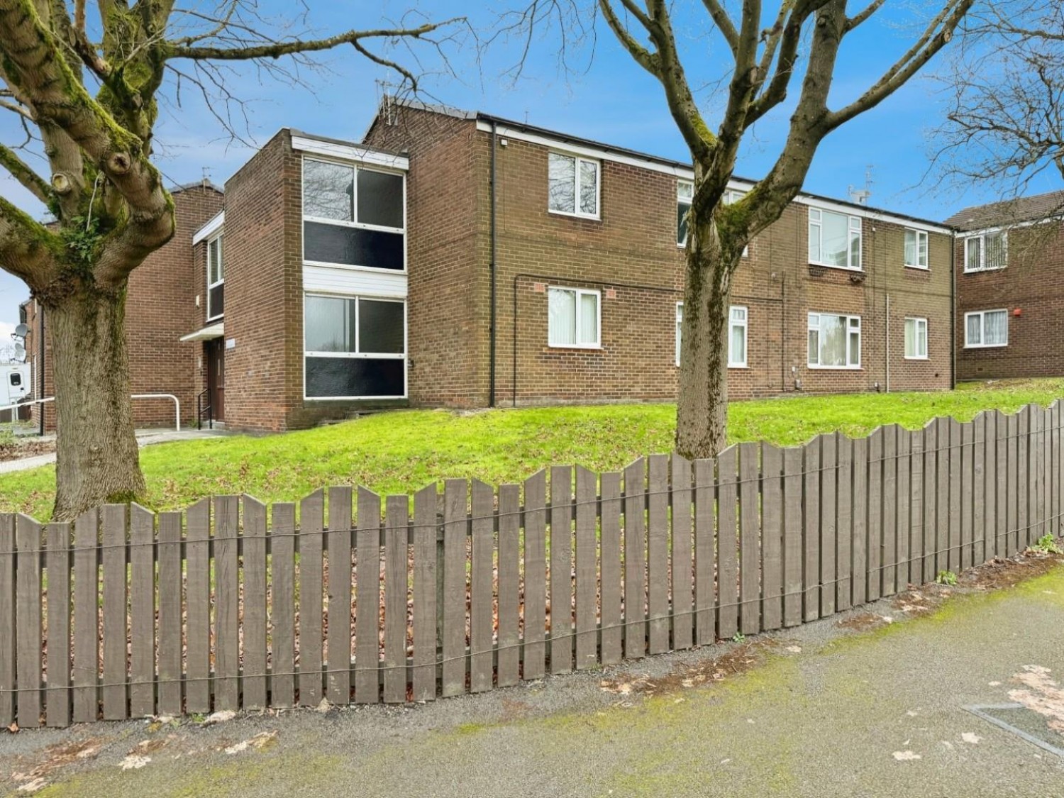 Carisbrooke Road, Leigh