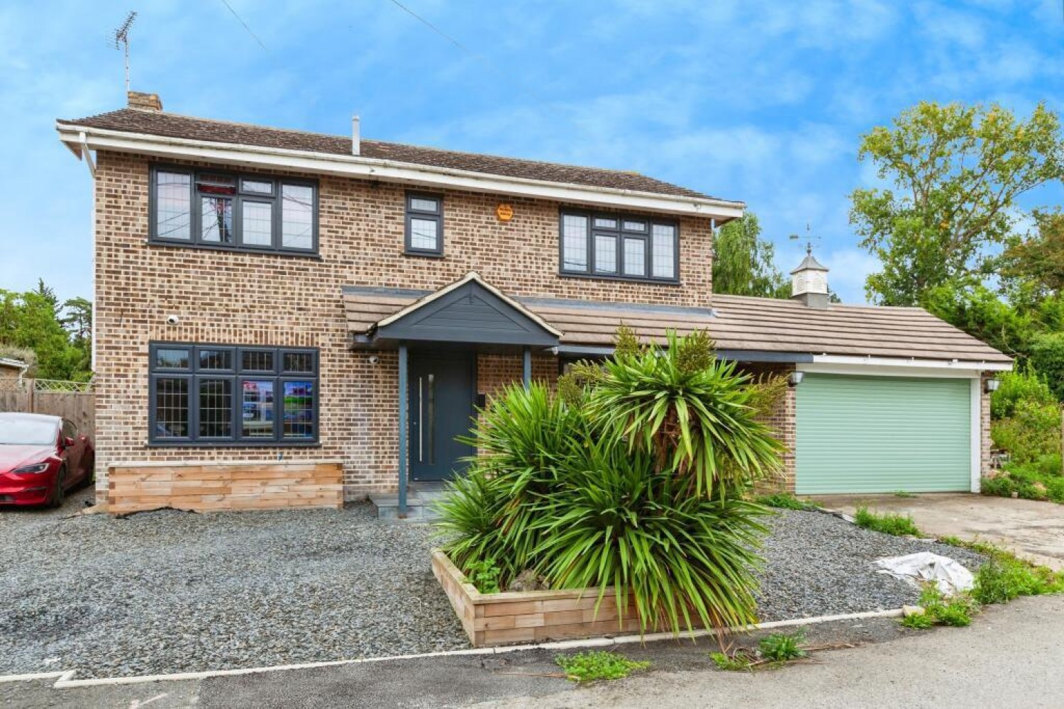 Bells Lane, Horton, Slough
