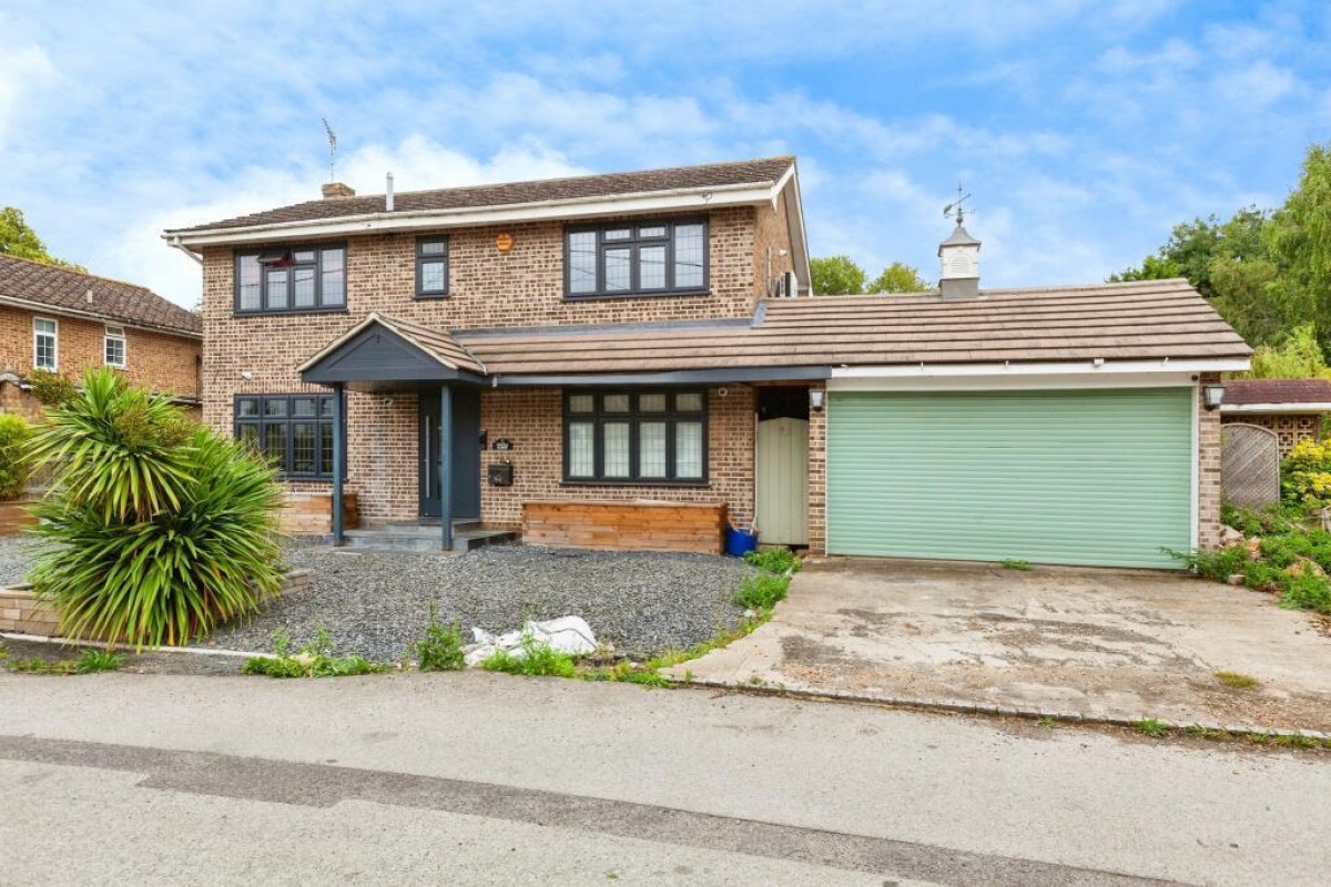 Bells Lane, Horton, Slough