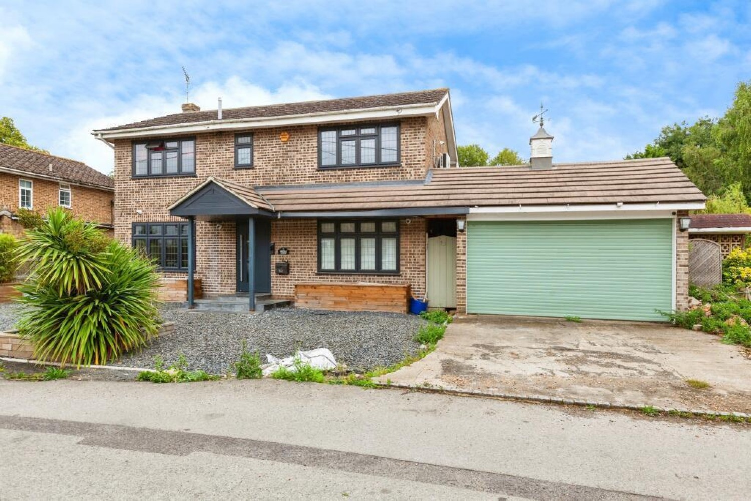 Bells Lane, Horton, Slough