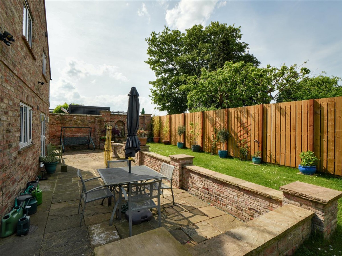 Oakwell, The Village, Wigginton, York