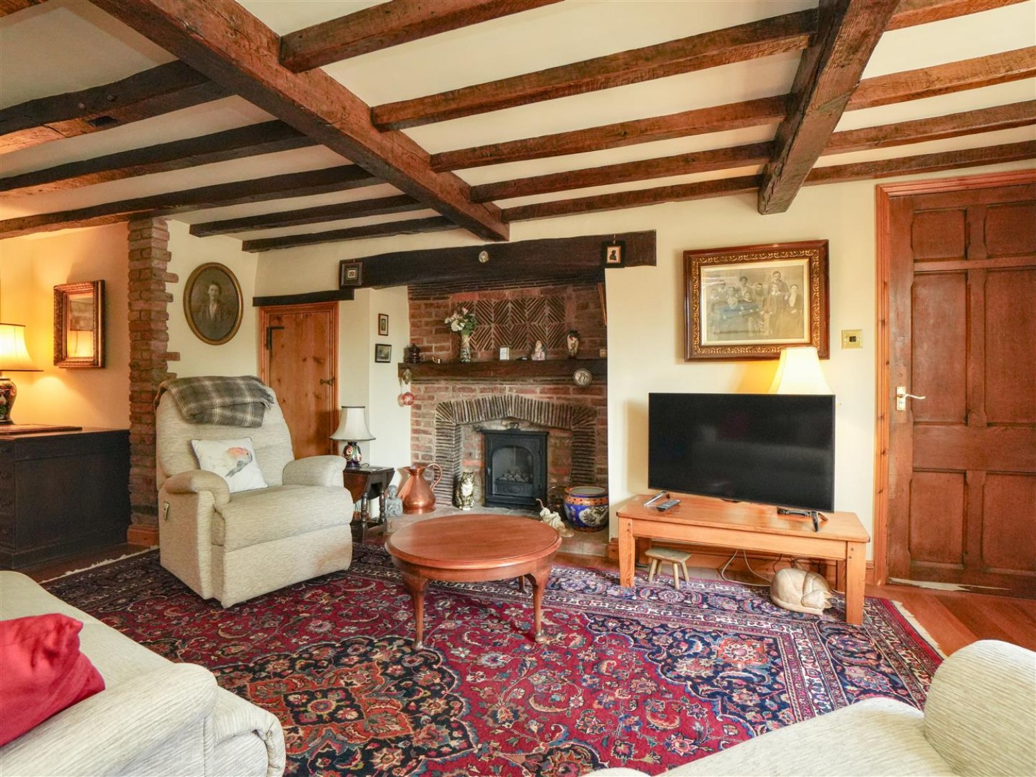 Oakwell, The Village, Wigginton, York