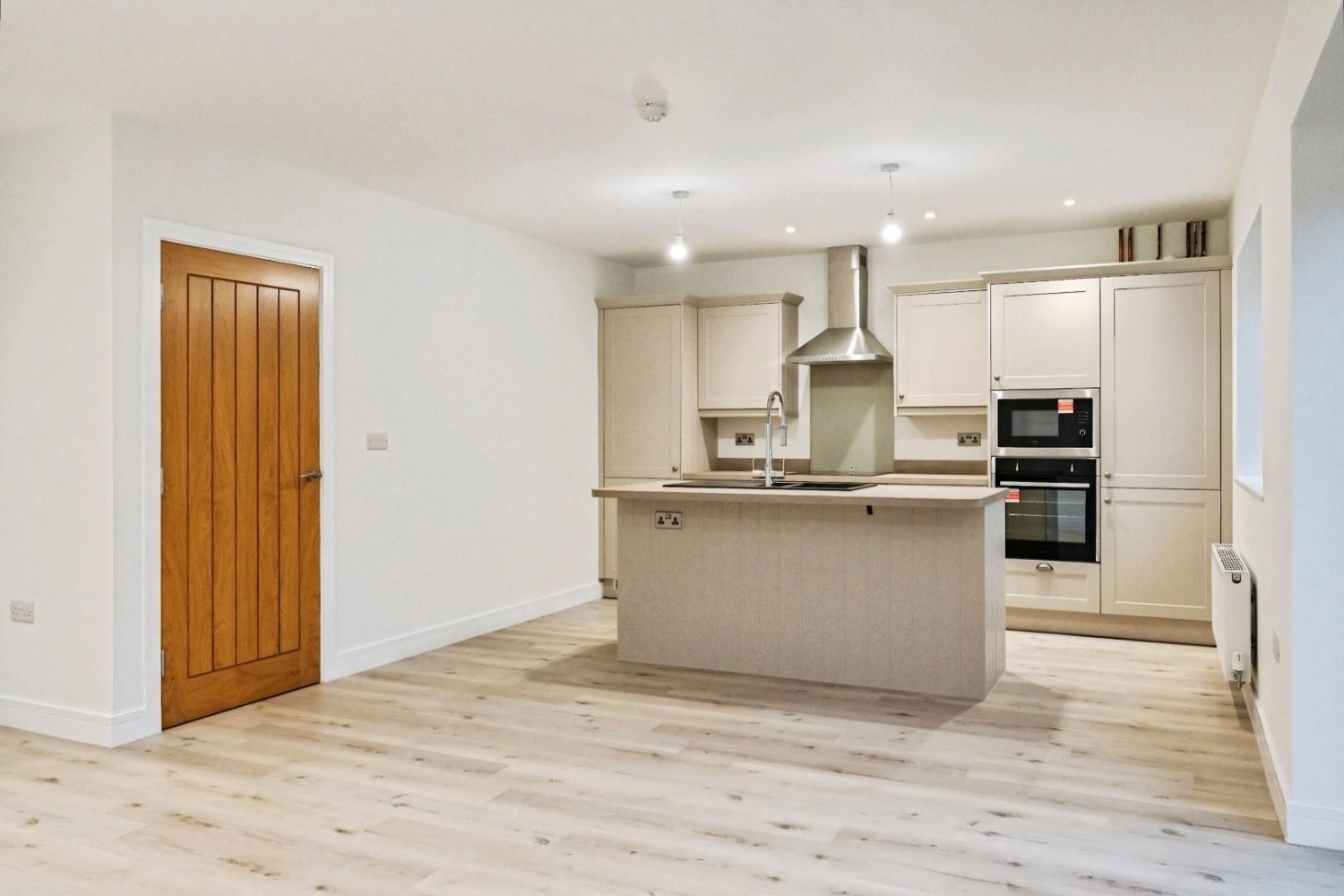 3 bedroom Bungalow for sale in Kestrel Field, Beeford, YO25 8FX