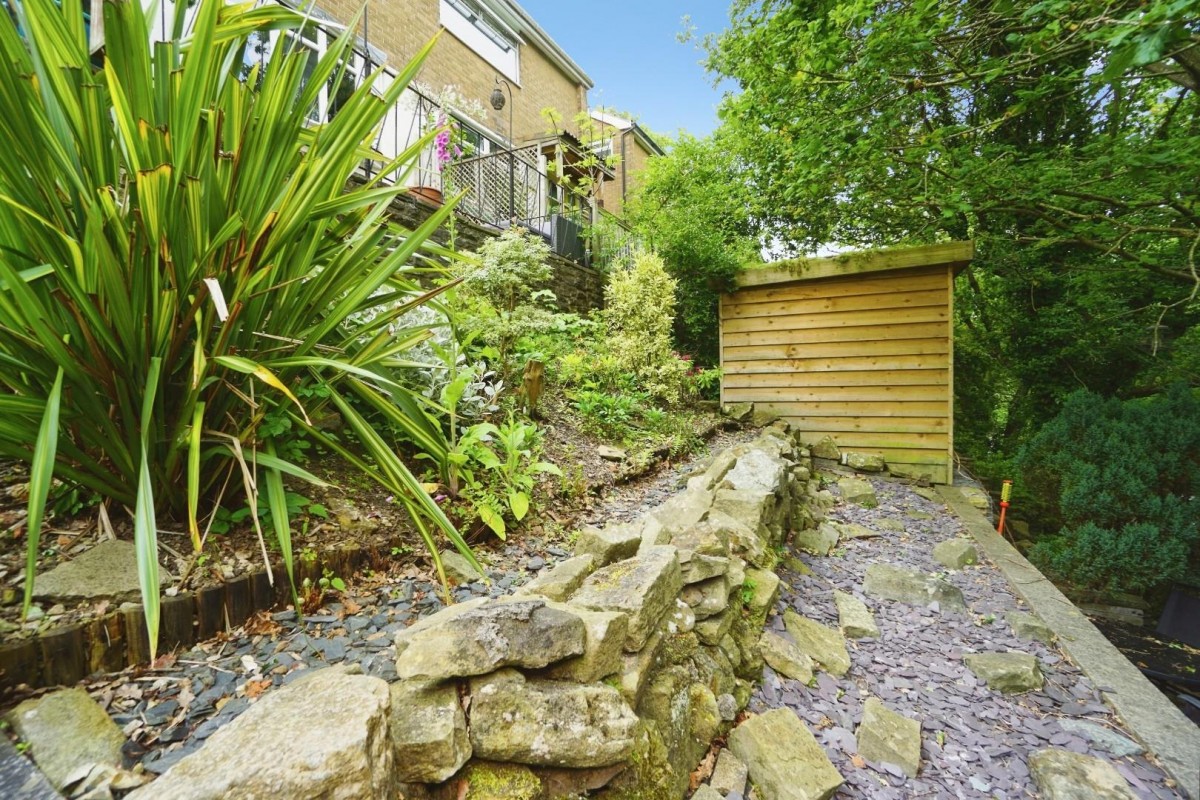 Walkley Bank Road, Rivelin, S6