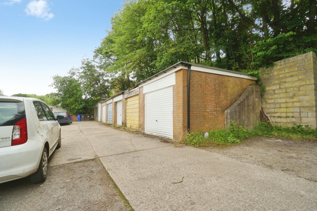 Walkley Bank Road, Rivelin, S6