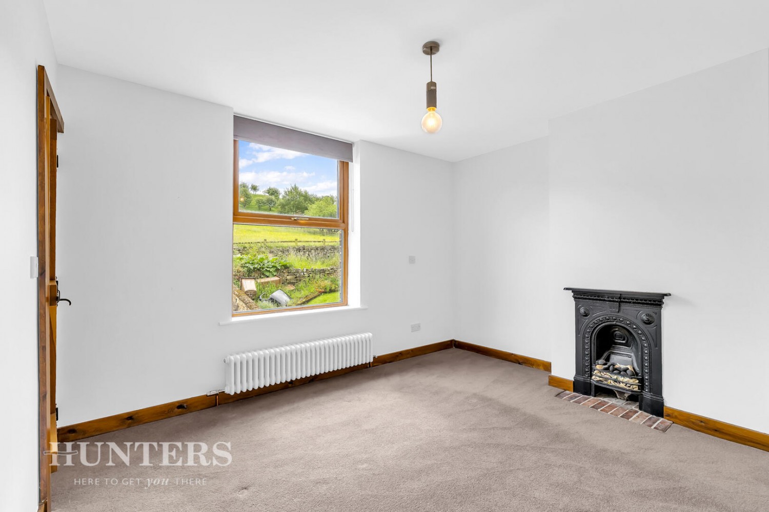 Hollingworth Road, Littleborough, OL15 0AU