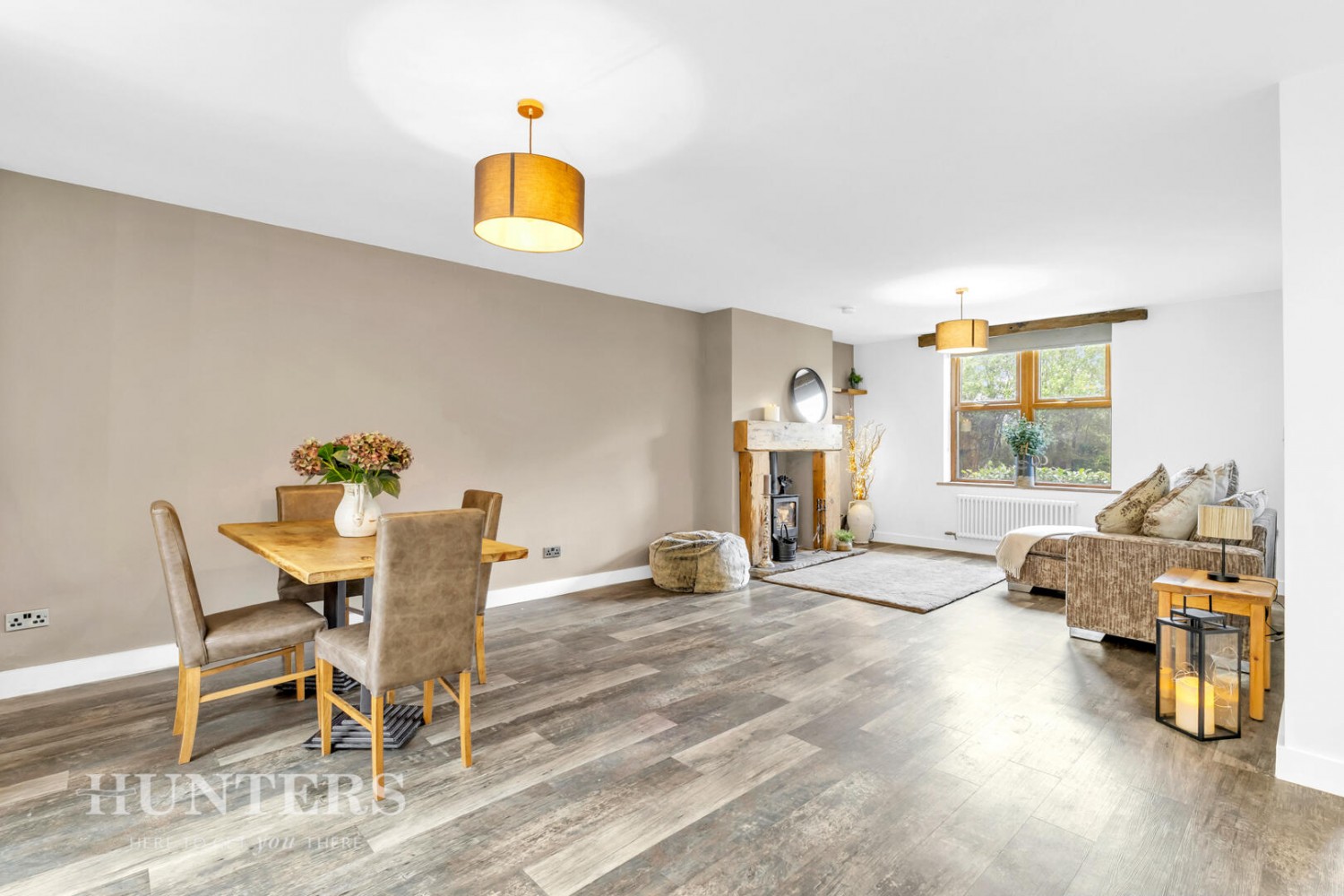 Hollingworth Road, Littleborough, OL15 0AU
