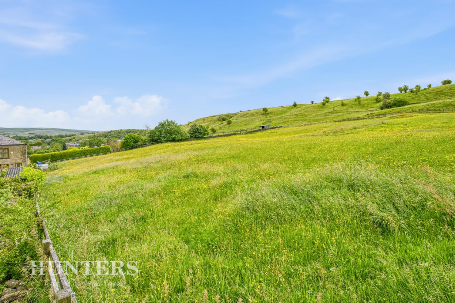 Hollingworth Road, Littleborough, OL15 0AU