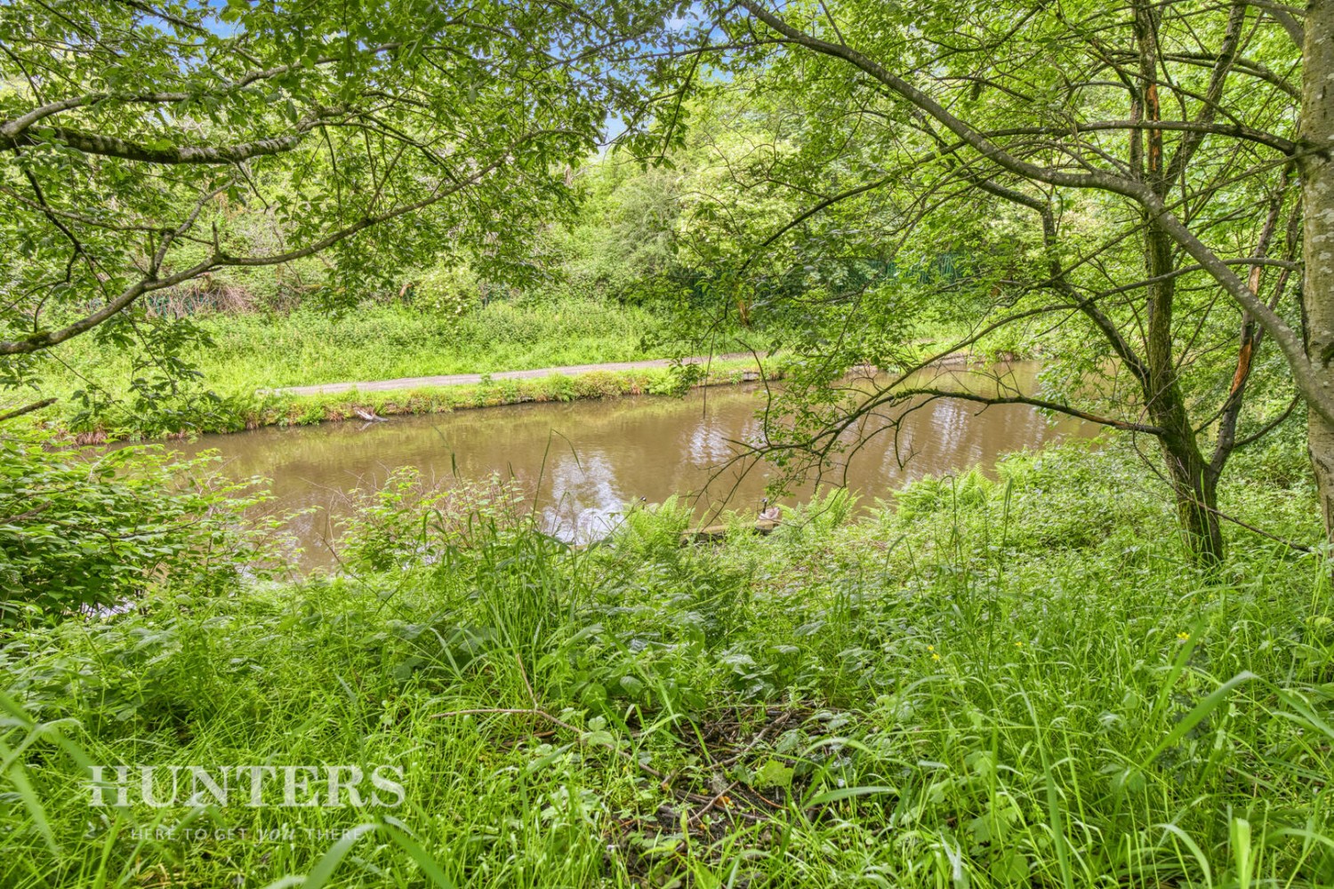 Hollingworth Road, Littleborough, OL15 0AU