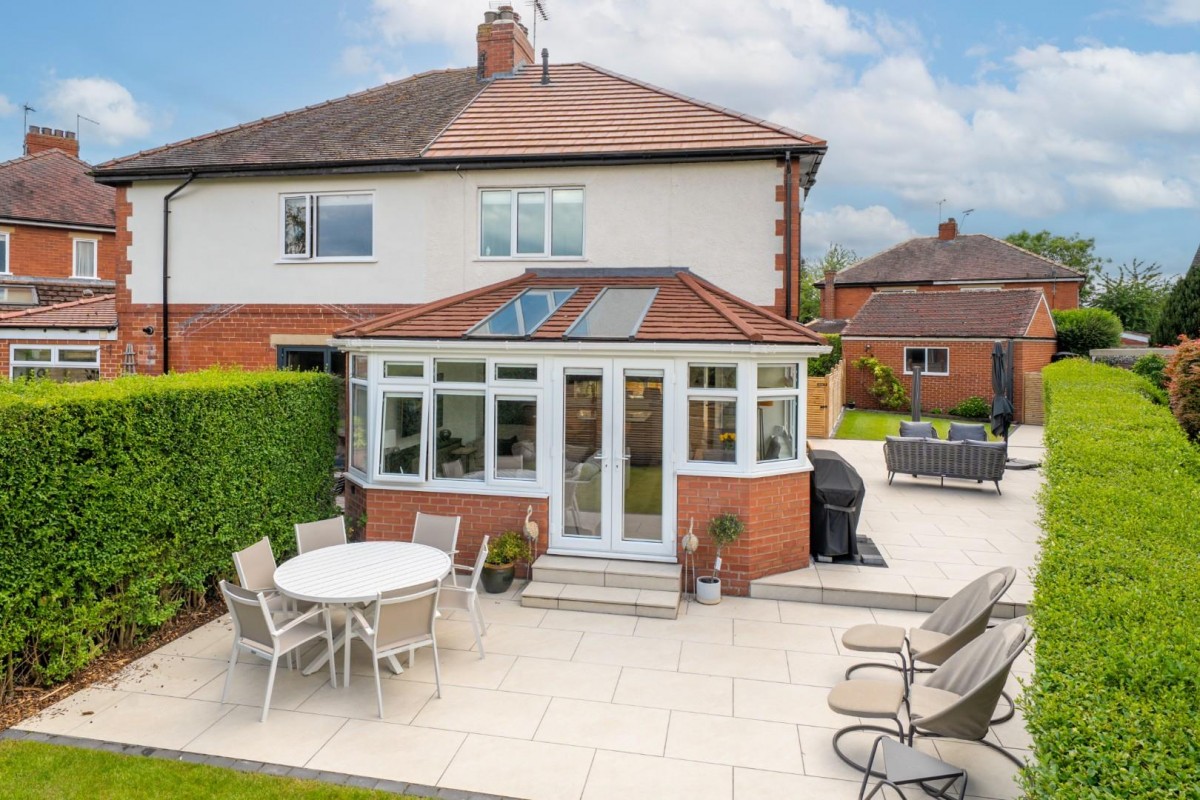 South View, Wetherby