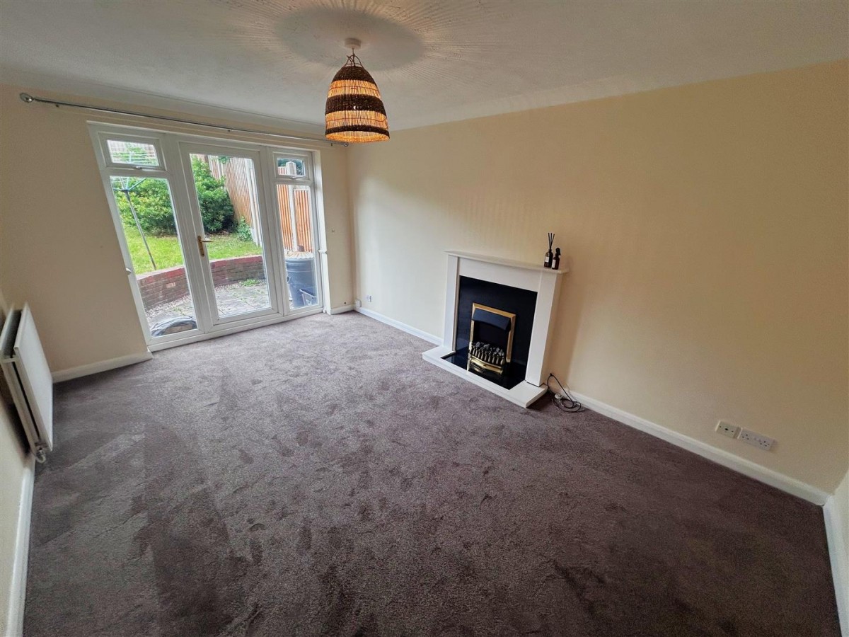 Woburn Drive, Brierley Hill, DY5 3UD