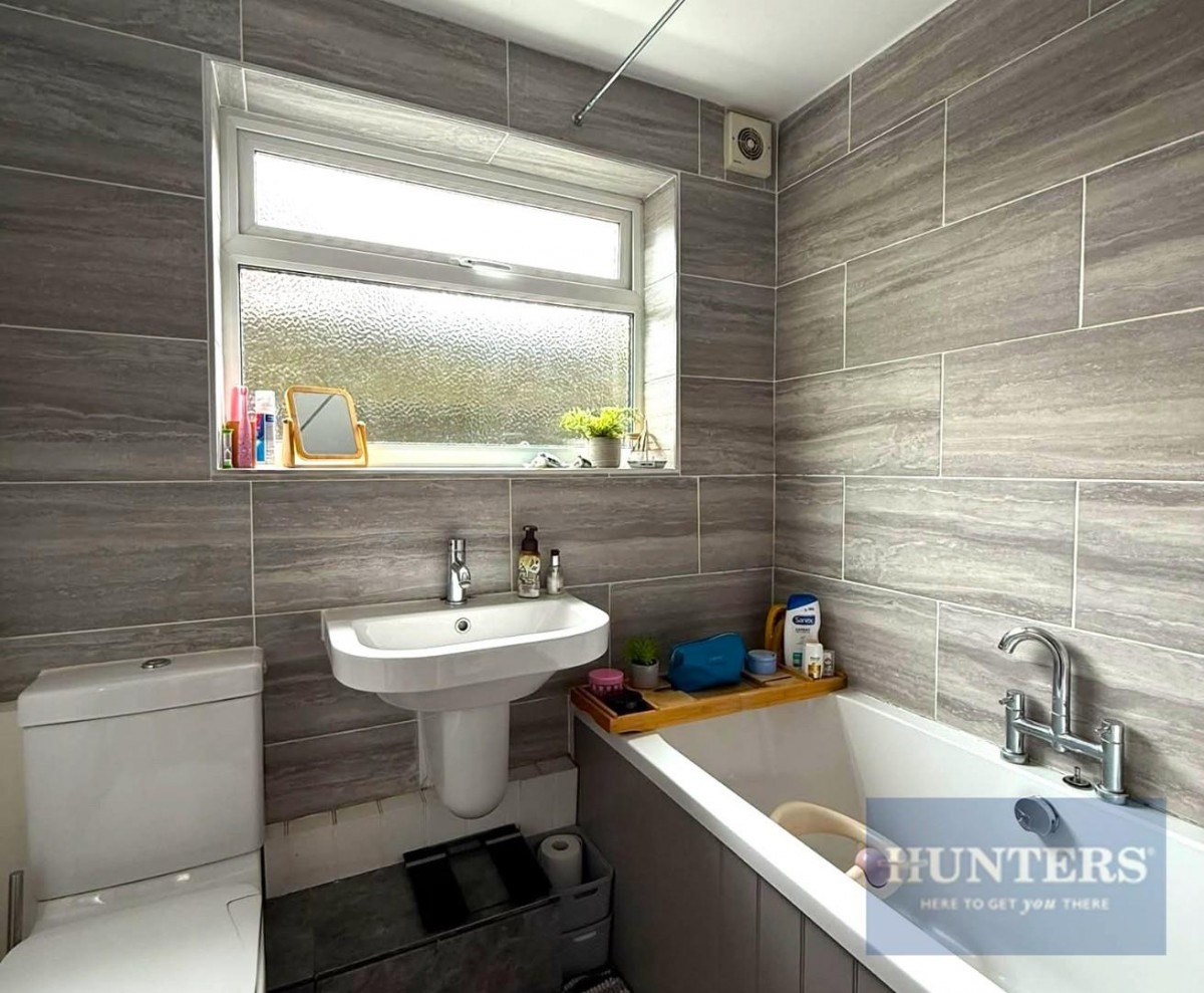 Broad Oak Way, Hatherley, Cheltenham