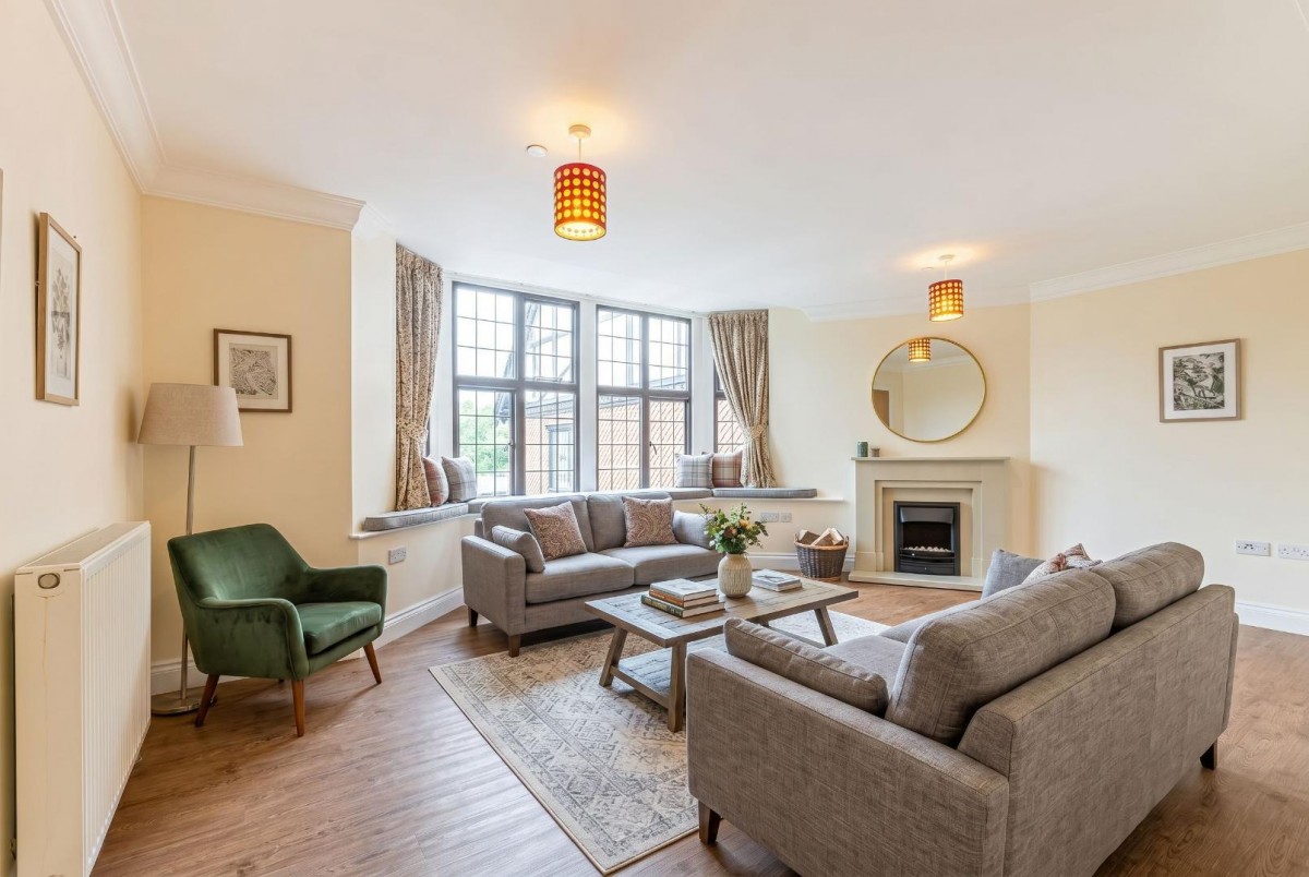 Rothschild Place, Tring
