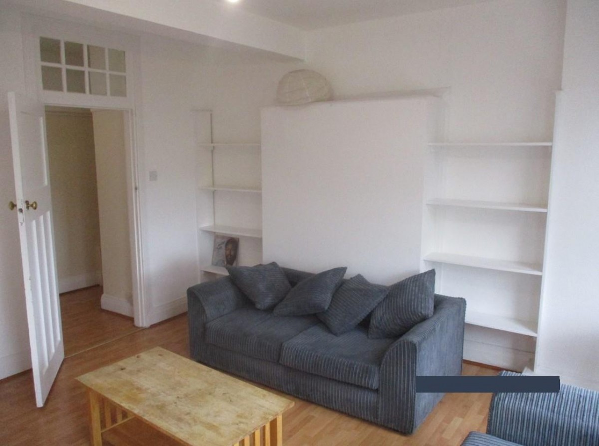Streatham Hill, London, SW2 4RH