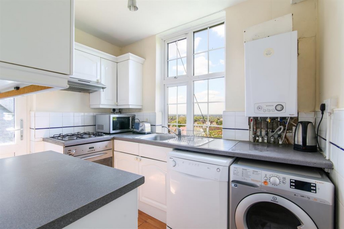 Streatham Hill, London, SW2 4RH