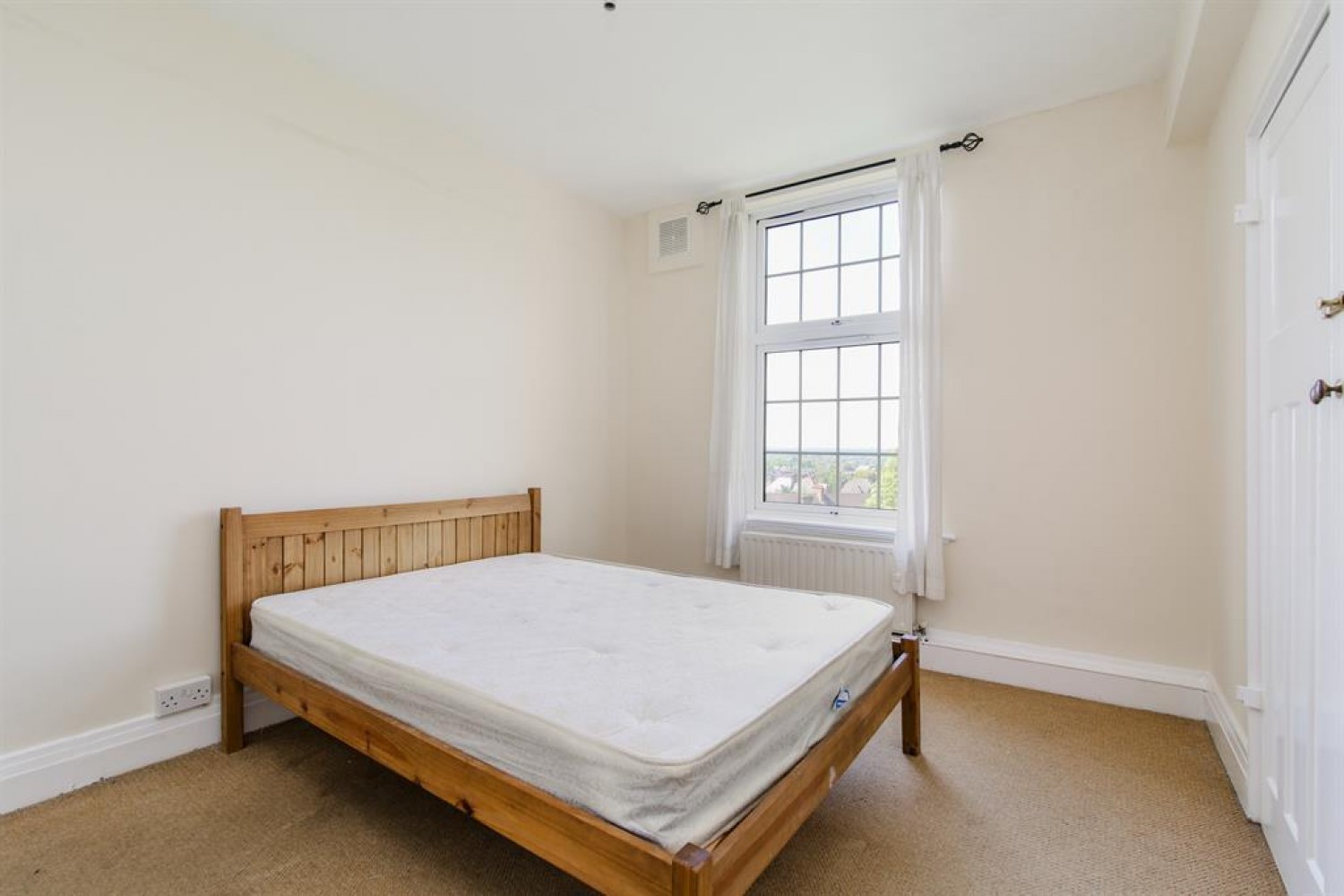Streatham Hill, London, SW2 4RH