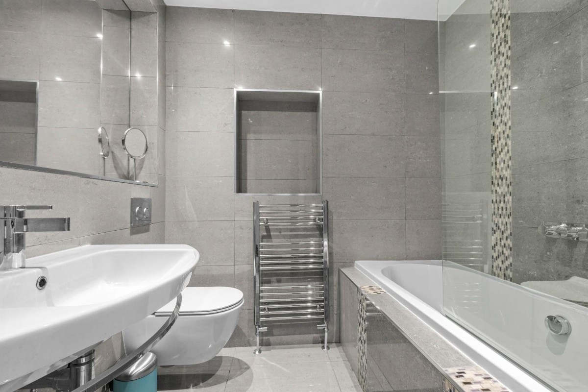 Grimsdells Lane, Amersham, Buckinghamshire, HP6 6HH