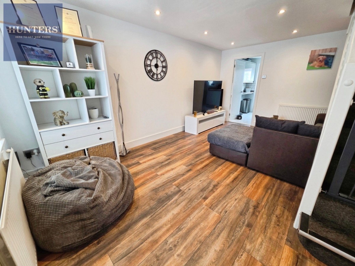 Heol Ewenny, Pencoed, Bridgend