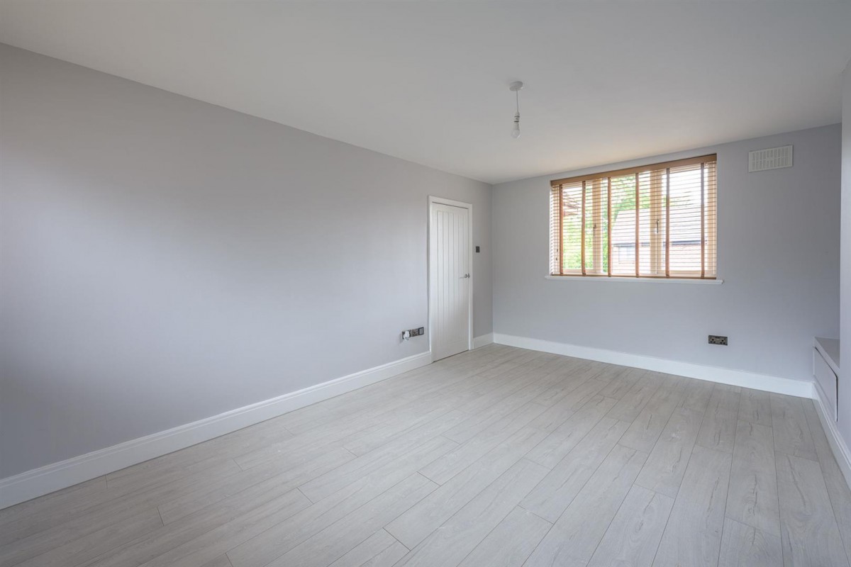 Bells Lane, Wordsley, DY8 5DG