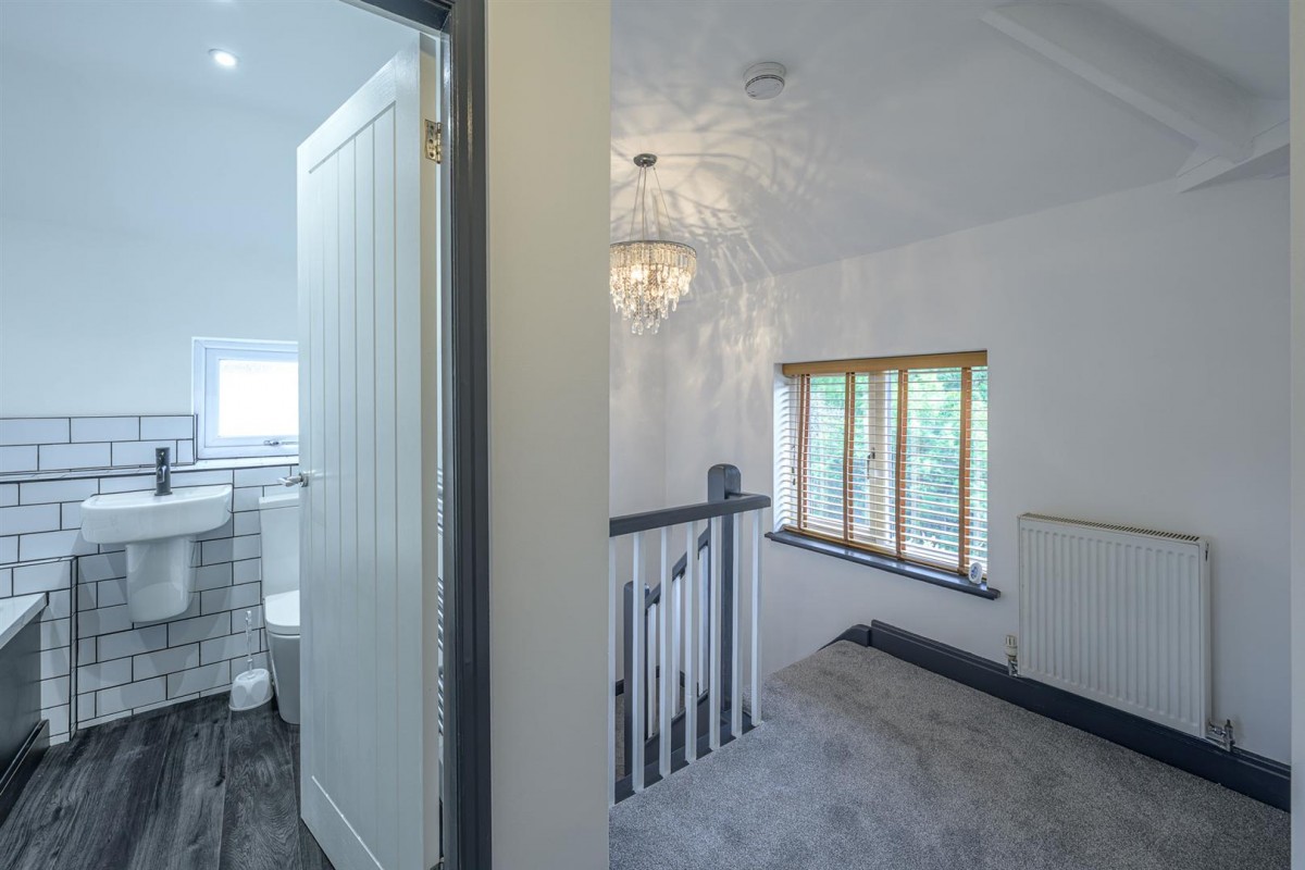 Bells Lane, Wordsley, DY8 5DG