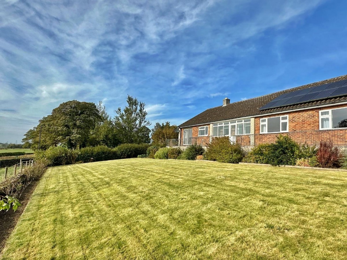 Easingwold Road, Crayke, York
