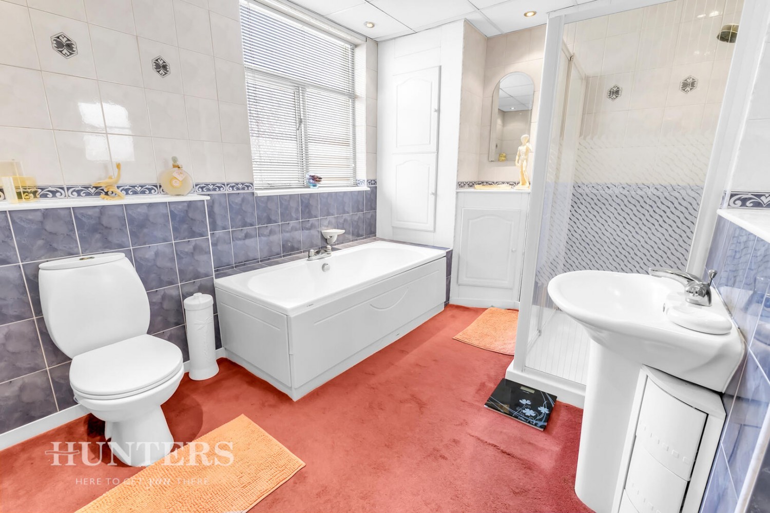 2 bedroom House for sale in Ripponden Road, Oldham
