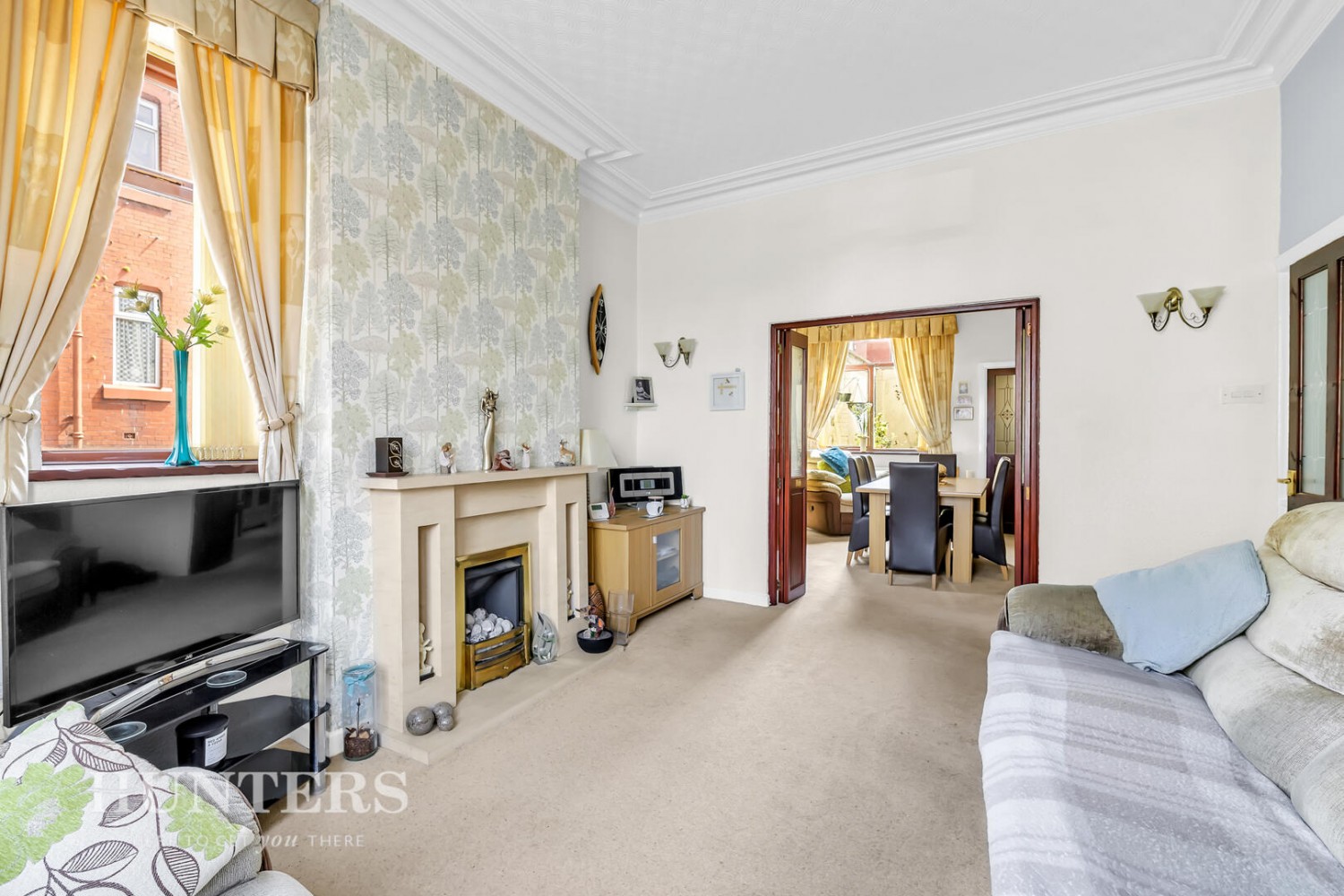 2 bedroom House for sale in Ripponden Road, Oldham